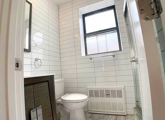 Rented by EastMount Realty LLC | media 19