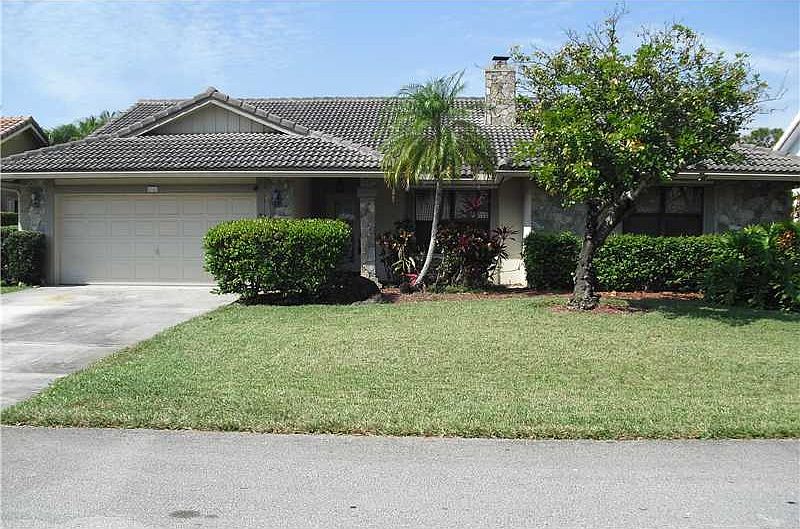 1st image of 4348 NW 73rd Way