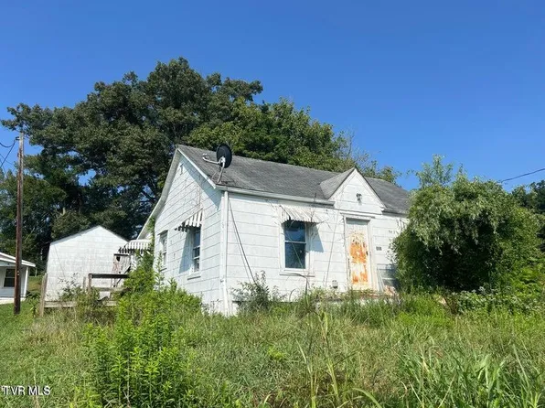 127 Henderson St, Surgoinsville, TN 37873