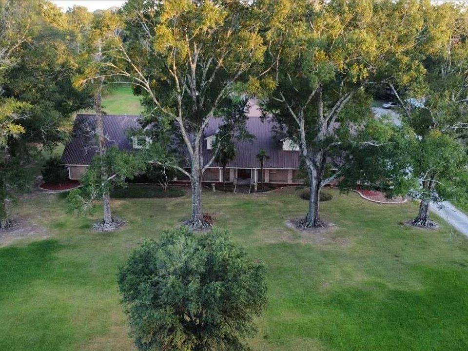 1st image of 13758 Denham Rd