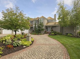 18467 Nicklaus Way, Eden Prairie, MN 55347