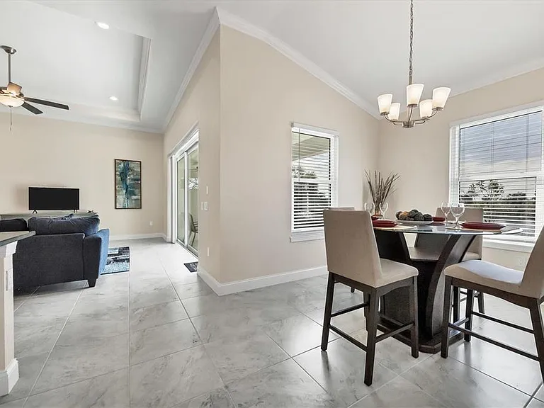 13305 Longville Ave — Photo 9