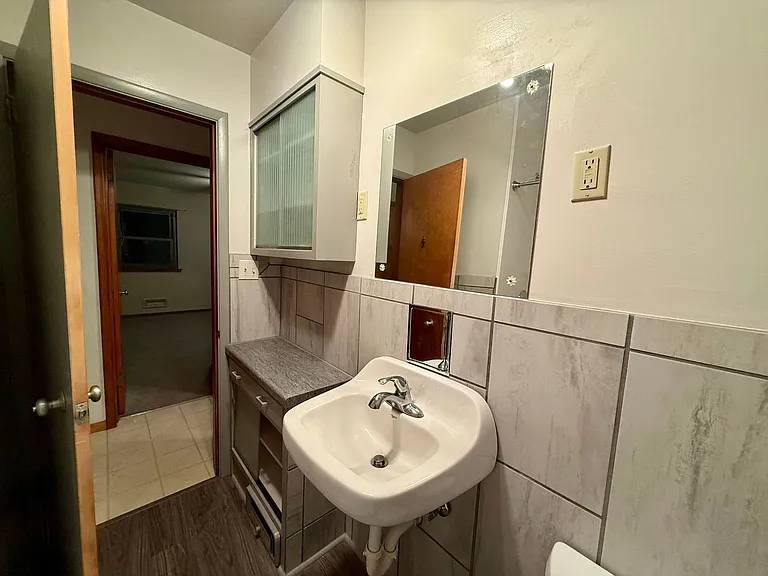 1316 Prospect Ave — Photo 10