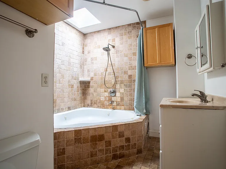 639 Palisade Ave #2 — Photo 20