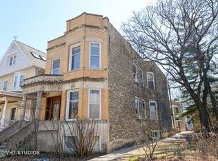 1022 Greenleaf St, Elgin, IL 60202