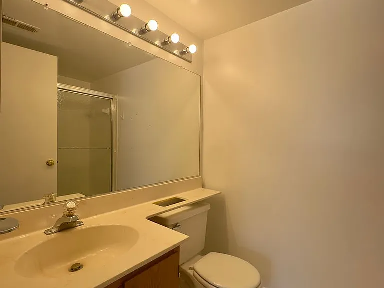 20 Juliet Ln #204 — Photo 11
