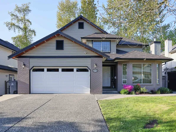15295 111a Ave, Surrey, BC V3R 0G4