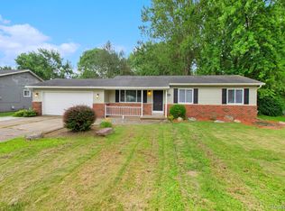 2055 Gerard St, Flint, MI 48507