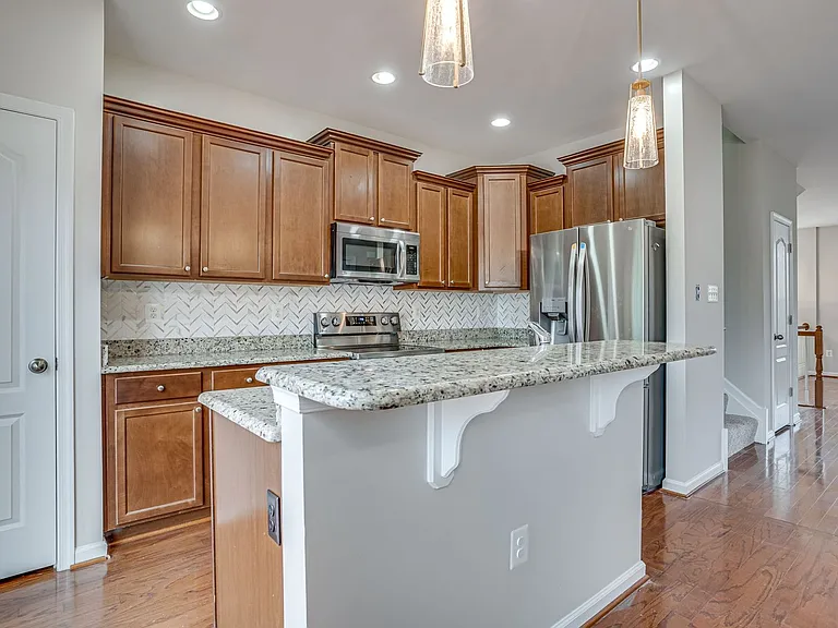 2895 Sedgemore Pl — Photo 11