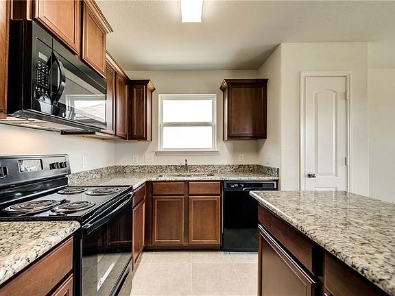 2nd image of 1629 White Mountain Way