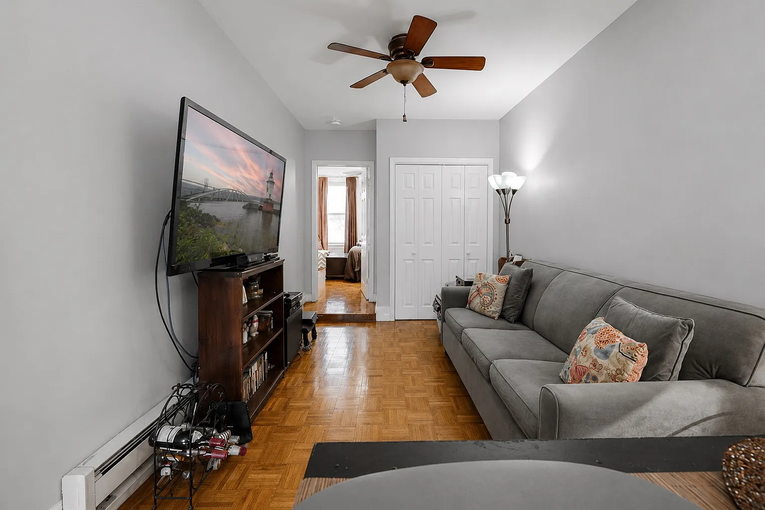 1 bed, 550 sqft, $3,000 — Photo 2