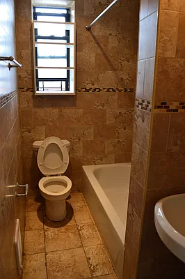 Rented by CoSo Apartments | media 31