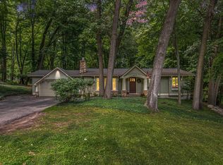 1637 Laraway Lake Dr SE, Grand Rapids, MI 49546
