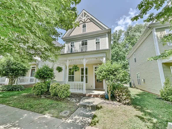 135 Kensington St, Mooresville, NC 28117