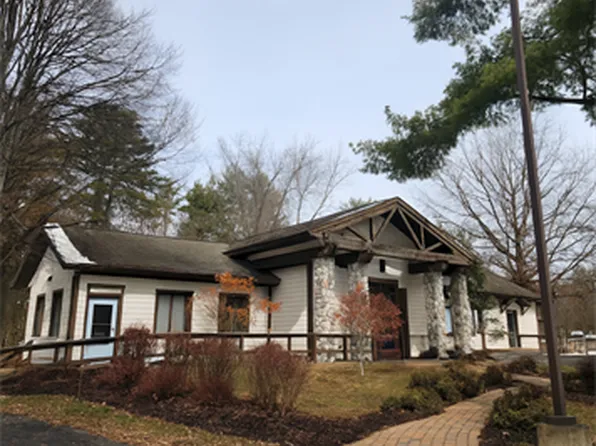 Deer Valley Apartments