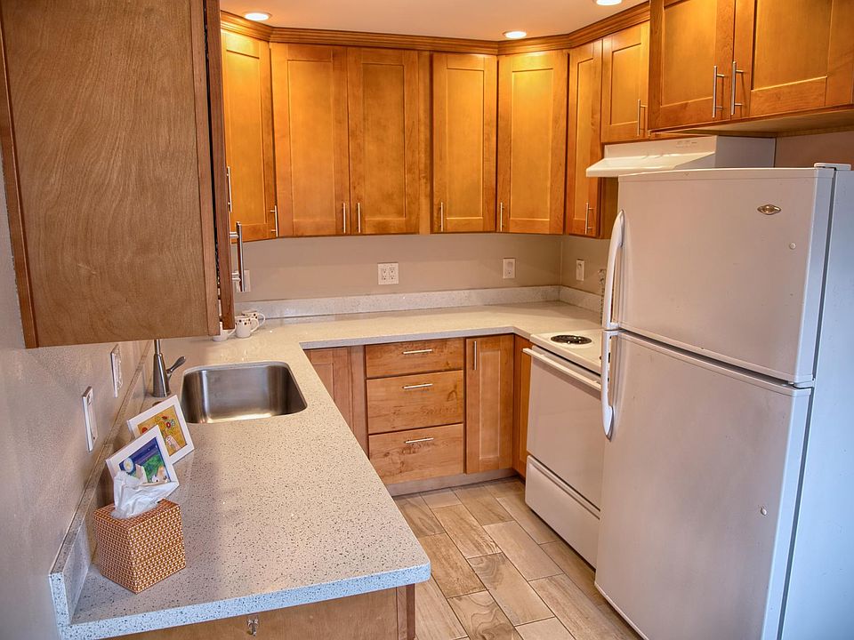 1st image of 846 Fremont St APT 301