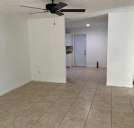 3rd image of 626 W Mango St #B