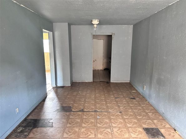 houston-texas-80565596 picture