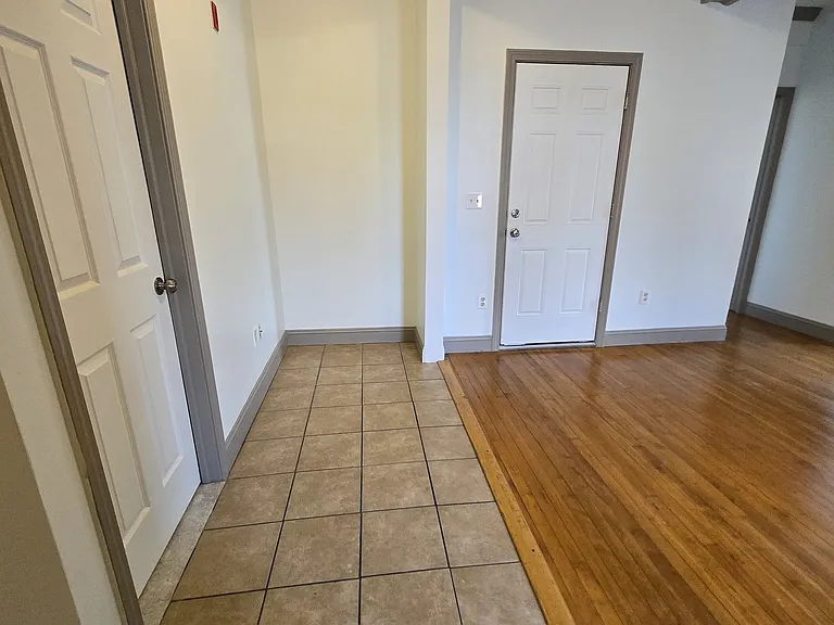 127 Pearl St #2N — Photo 10