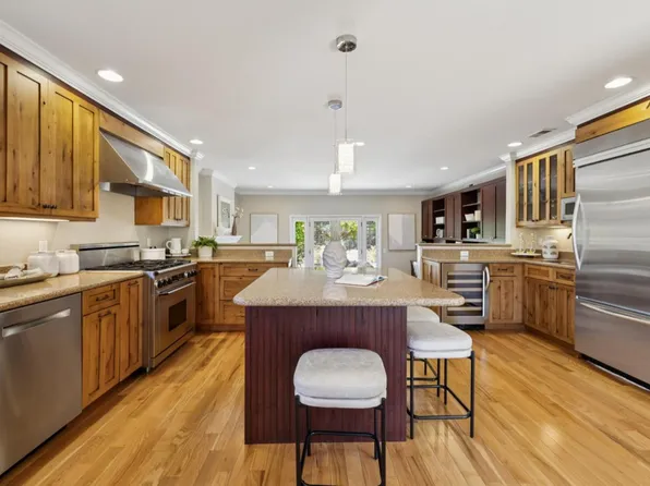 372 Bluefish Ct, Foster City, CA 94404