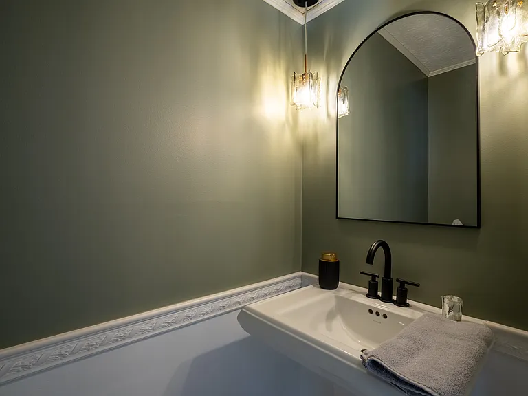 6361 Middleshire St #2 — Photo 12