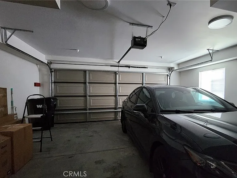 200 S 2nd Ave — Photo 22