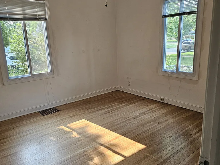 6915 Stevens Ave S — Photo 33