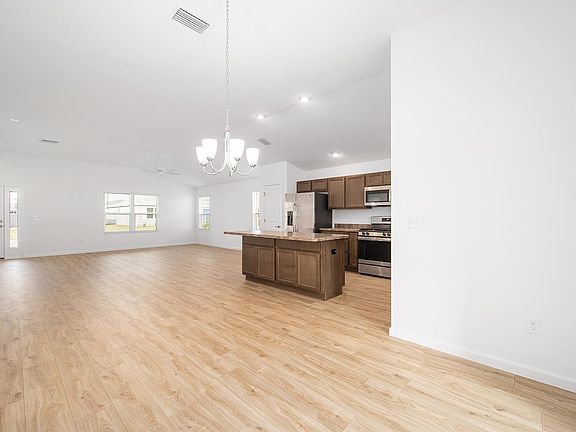 2nd image of 788 Barron Pl