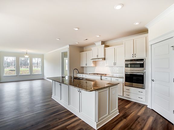 These photos are representative of this floor plan, but all options may not be available in every co