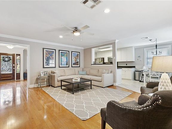 5th image of 4317 Courtland Dr