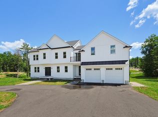 2 Vine St, Wrentham, MA 02093