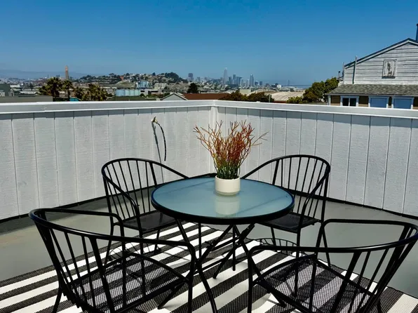 1552 Palou Ave, San Francisco, CA 94124