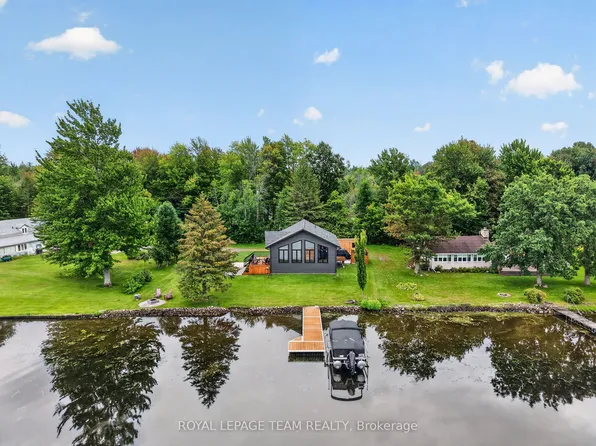 2815 Golf Course Ln, North Grenville, ON K0G 1J0