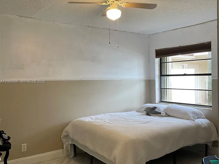 6547 NW 170th Ter — Photo 7