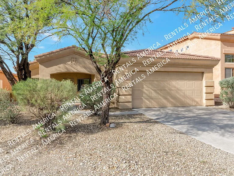 10427 E Rita Ranch Crossing Cir — Photo 3