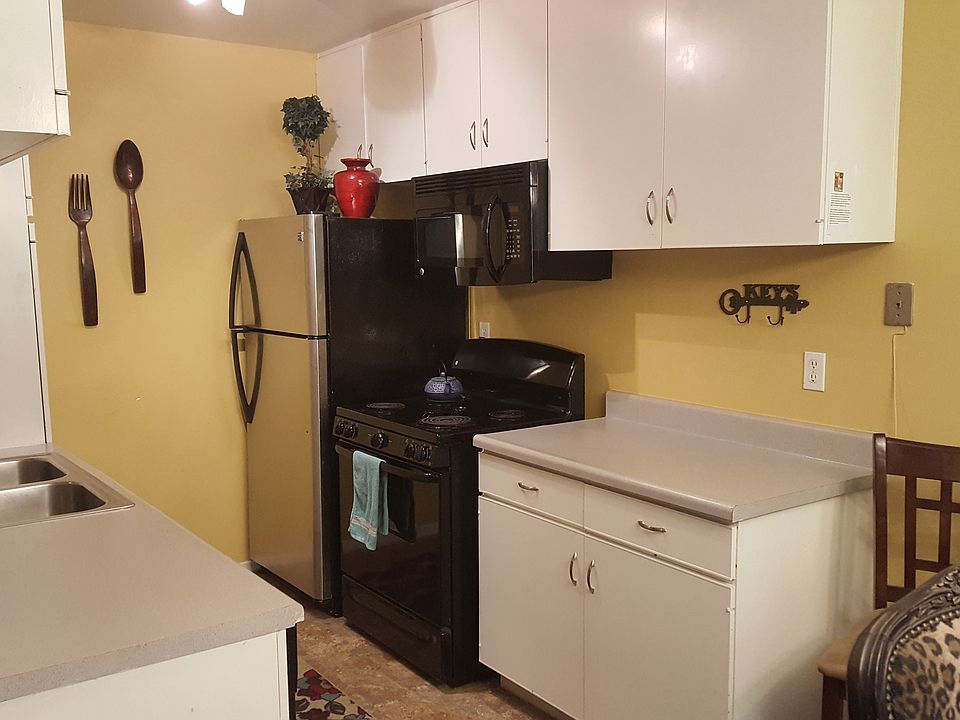 1st image of 374 S Miraleste Dr Unit 413