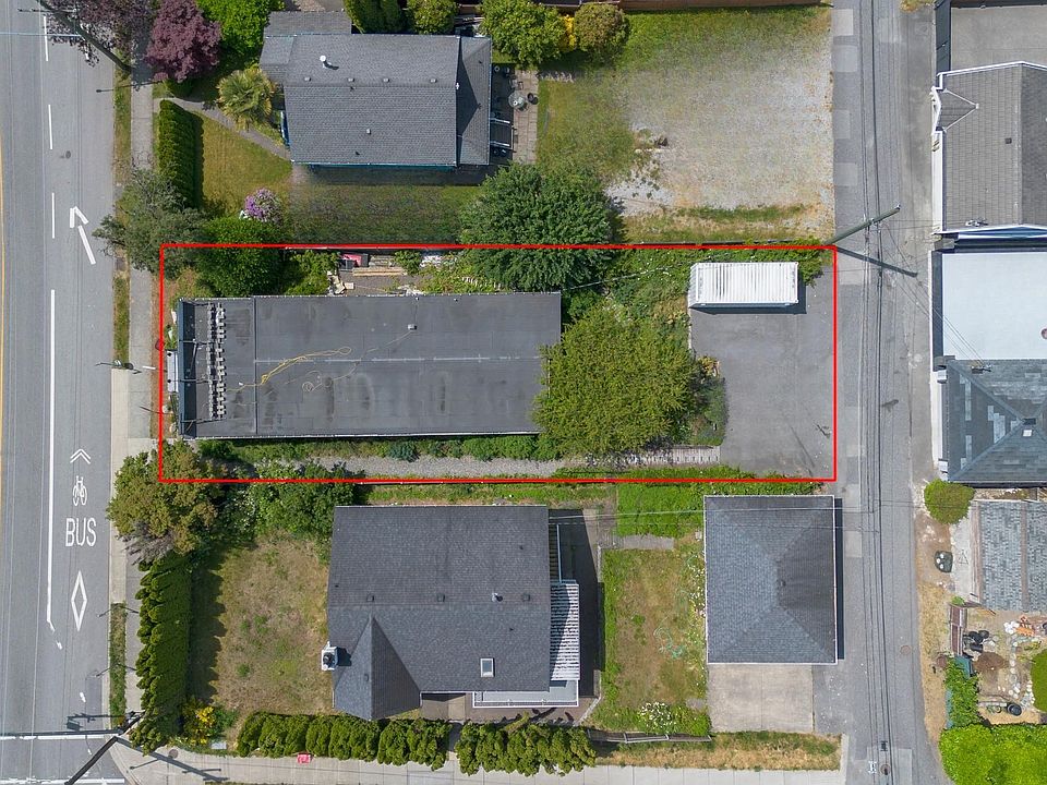 1st image of 658 E 3rd St