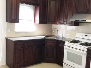 14946 18th Ave, Whitestone, NY 11357