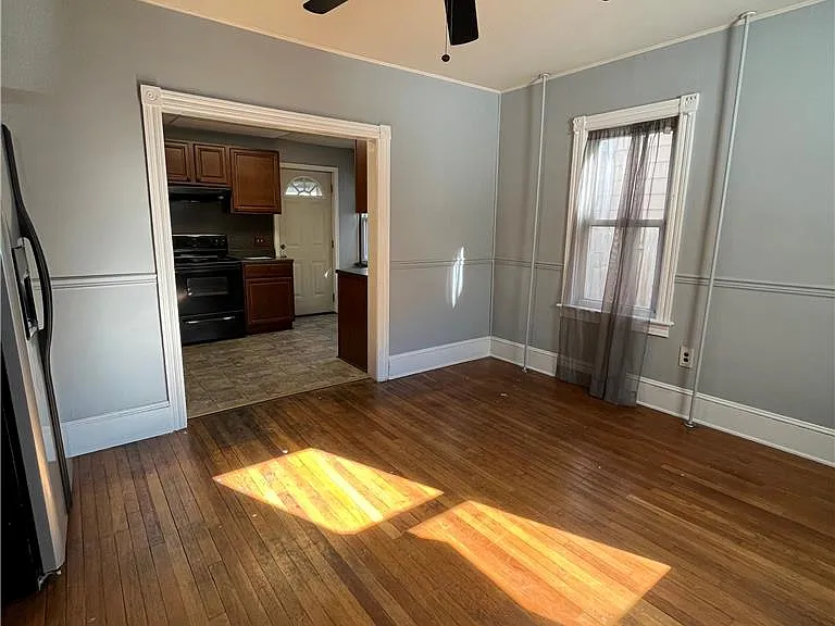 415 W Pennsylvania Ave — Photo 7