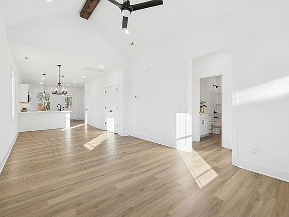 5th image of 1511 Cheatham St