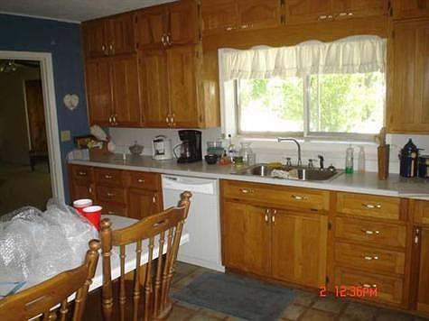5th image of 1224 N Panther Ave