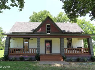 288 W Broad St, Dyer, TN 38330