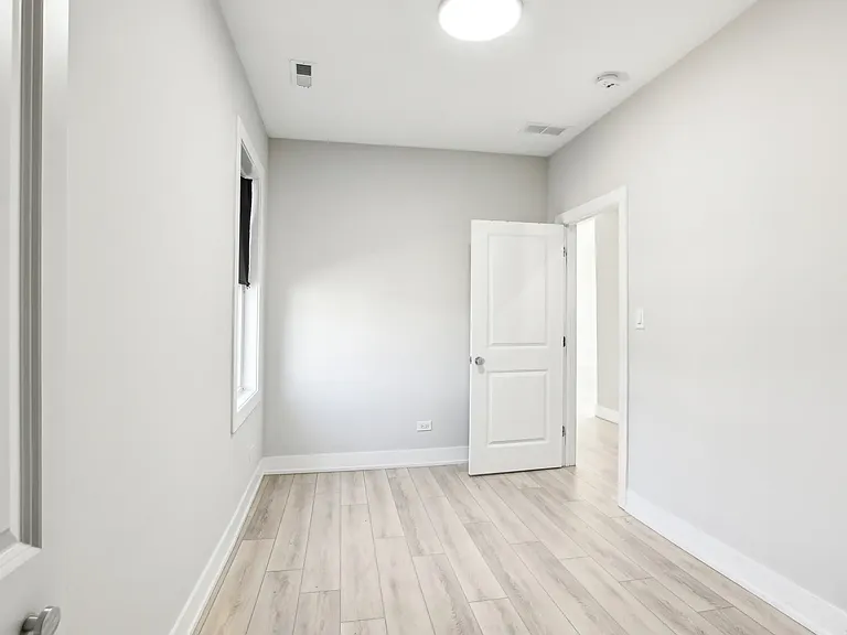 5964 W Iowa St #2 — Photo 11