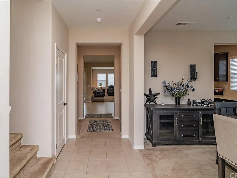 32561 Cherokee Rose St — Photo 3