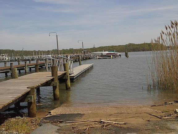 BOAT LAUNCH AREA