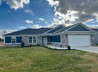 311 Mohegan Trl, Richmond, KY 40475