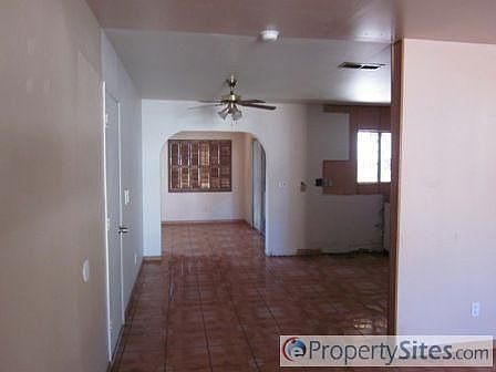 3rd image of 1649 Pinedale Ave