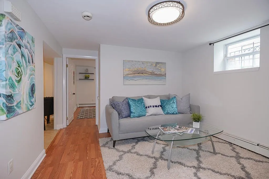 1 bed, 622 sqft, $2,500 — Photo 2