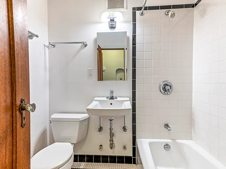 Grex Apartments — Photo 16