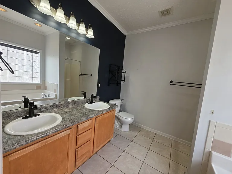 1324 Kershaw Loop #206 — Photo 17
